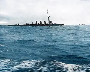 Cruisers: HMS Arethusa, British light cruiser, with destroyers, WW1