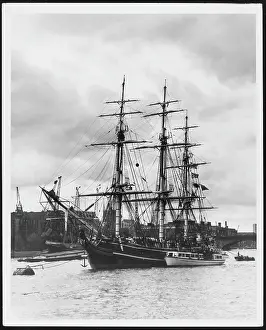 Mutiny: H.M.S. BOUNTY