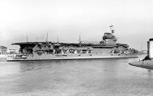 Normal: HMS Courageous 50