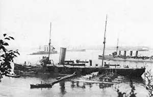 Harbours: HMS Forth in Devonport