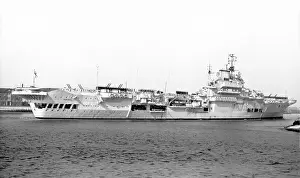 Indomitable: HMS Indomitable 92