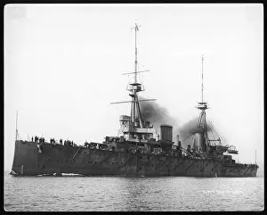 Invincible: Hms Invincible