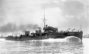 Latitude: HMS Usk - a Yarrow-type River-Class destroyer
