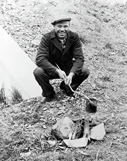 Campfire: Hobo Cooking Meal, 1935