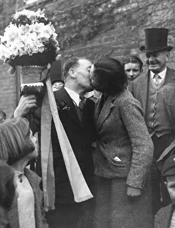 Nosegay: HOCKTIDE KISS