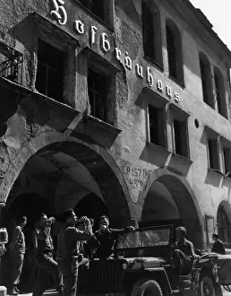 Tavern: The Hofbraeuhaus, 1945