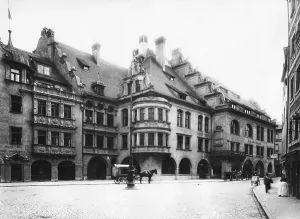Hofbraeuhaus: Hofbraeuhaus in Munich, about 1900