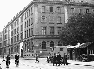 Wiener: The Hofbraeukeller in Munich
