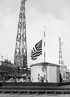 Mercedes: Hoisting of the American flag in honor of Wiley and Post