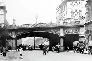Pickfords: Holborn Viaduct, London