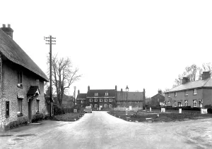 C1945: Holdenhurst, the Village Green c1945