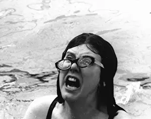 Karin: HOLIDAY ON THE BUSES