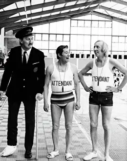 Varney: HOLIDAY ON THE BUSES