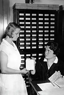 Ballot: A holidaymaker picks up a ballot, 1932