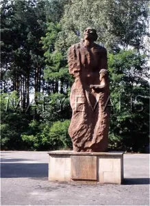 Zyklon: HOLOCAUST MEMORIAL