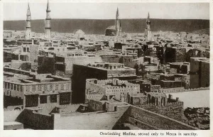 Masjid: Holy Shrines - Medina, Saudi Arabia