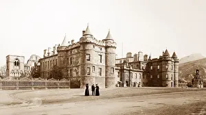 Holyrood: Holyrood Palace, Edinburgh