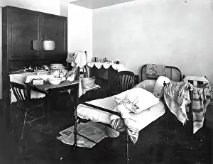 Pillow: Home delivery room demonstration