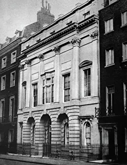 Bruton: Home of Earl and Countess of Strathmore, at 17