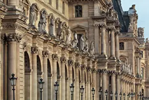 Hommes: Hommes Illustres, Cour Napoleon, Louvre, Paris, France