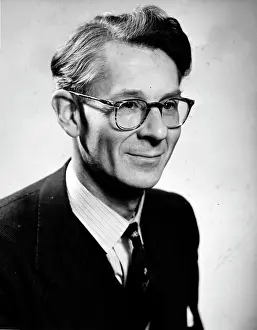 Cumming: The Hon F. E. Cumming -Bru