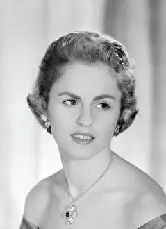 Rossiter: The Hon. Gillian Elizabeth Warrender (formerly Rossiter)
