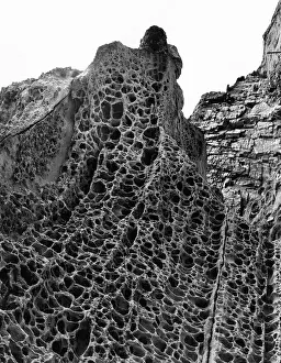 Honeycombed: HONEYCOMBED ROCKS