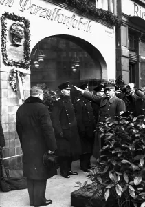 Chopin: Honoring ceremony for Frederic Chopin in Dresden, 1935