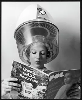 Fully: HOOD HAIR DRYER