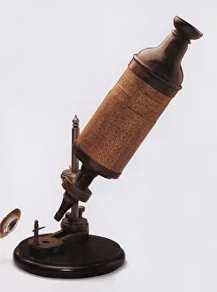 Crafted: Hooke's microscope