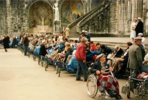 Hopeful: HOPEFUL SICK AWAIT MASS