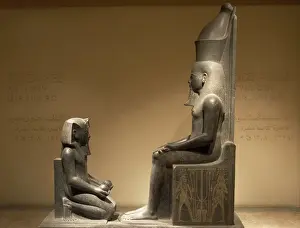 Knees: Horemheb. Last Pharaoh of 18th Dynasty