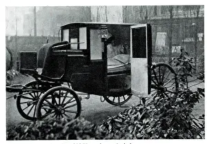 Ambulance: Horse-drawn ambulance