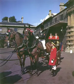 Horseguards: HORSEGUARDS CARRIAGE