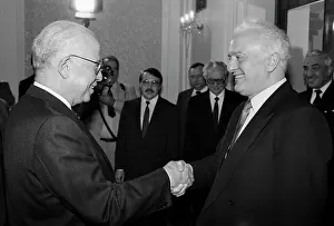 Shevardnadze: Hosni Mubarak visits USSR
