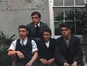 Upcolourisedpic: HOSTEL LODGERS 1930S