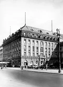 Adlon: Hotel Adlon in Berlin, 1931