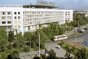 Dushanbe: Hotel in Dushanbe, 1972