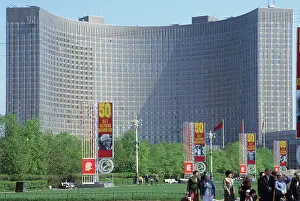 Kosmos: Hotel Kosmos, 1979