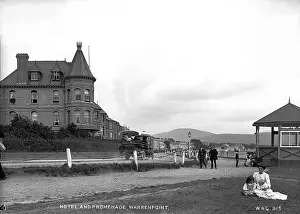 Warrenpoint: Hotel and Promenade, Warrenpoint