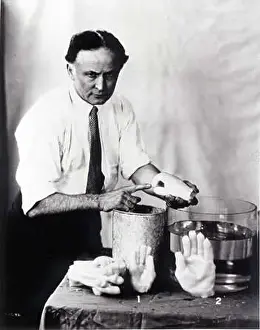 Reinstated110516: HOUDINI/WAX HANDS 2/2