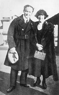 Houdini: HOUDINI & HIS WIFE