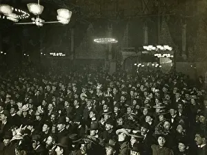 Fully: House in a Berlin theater, 1905