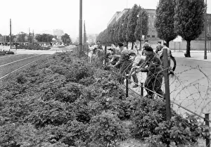 Barbwire: House of Broadcasting in Berlin sealed off by British troops