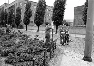 Barbwire: House of Broadcasting in Berlin sealed off by British troops