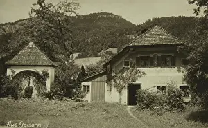 Crucifixes: House with crucifix in Goisern. About 1930