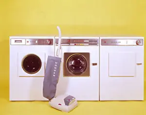 Drier: HOUSEHOLD APPLIANCES