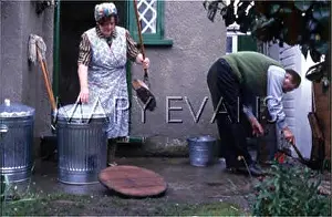 Empties: HOUSEHOLD TASKS 1940S