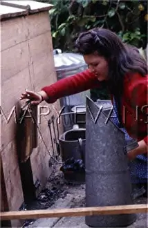 Fetches: HOUSEWIFE FETCHES COAL