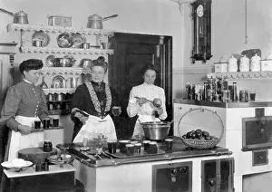 Preserves: Housewives making preserves, 1909